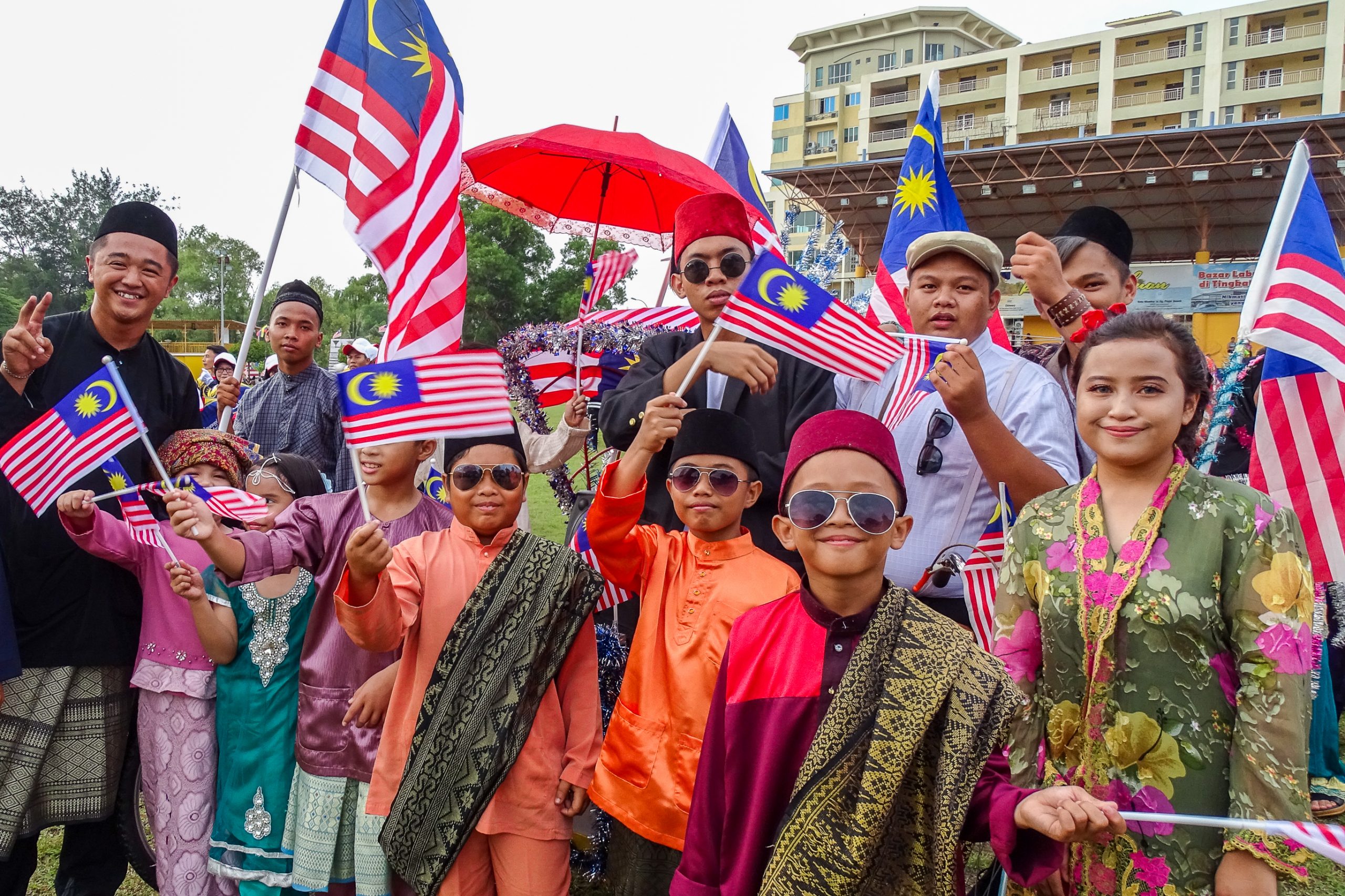 A-cosmopolitan-community